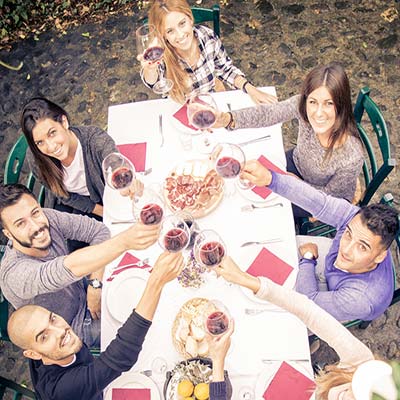 Ostanite na kmetiji za skupine